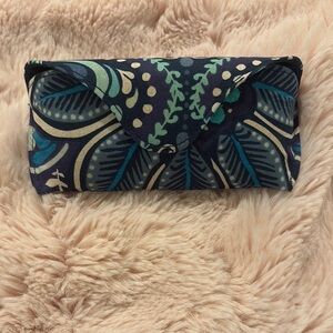 Vera Bradley Blue Sunglasses Holder (Hard)